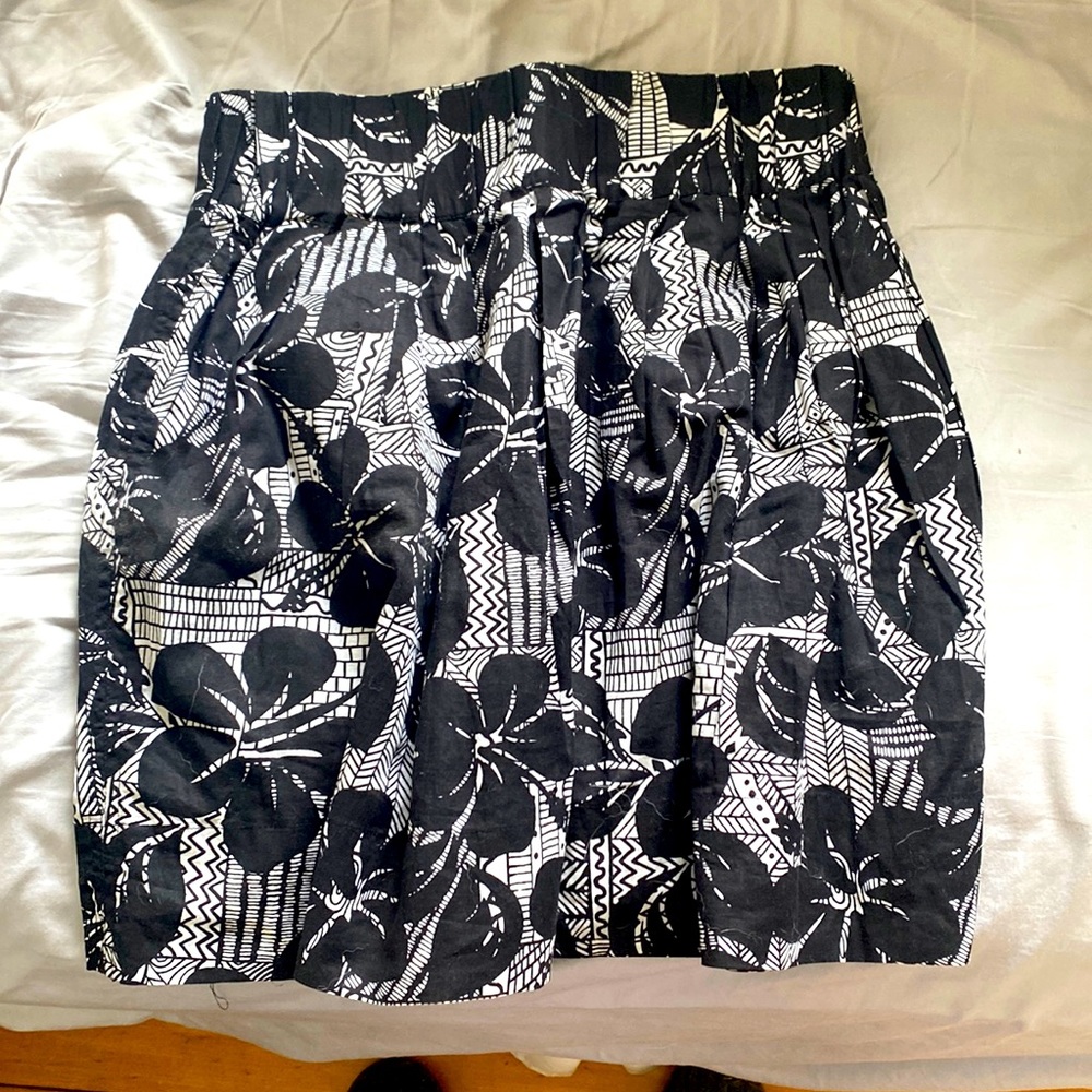 Floral black and white skirt with black built in liner.